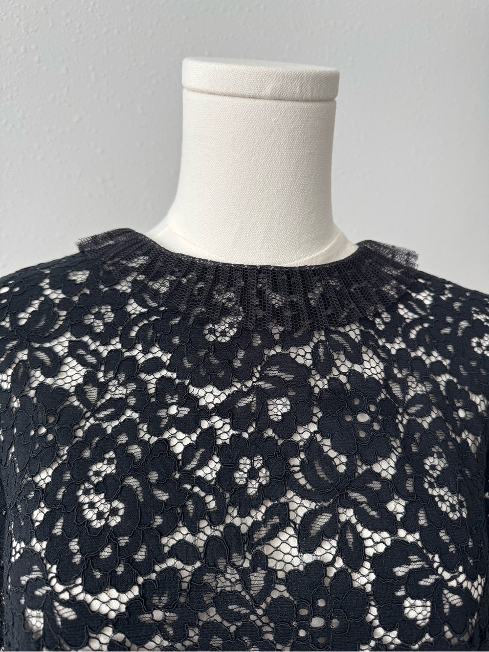 J.Crew Black Lace Blouse Sheer Floral Top Mesh Goth Boho Bell Sleeve Prom event - Picture 6 of 9